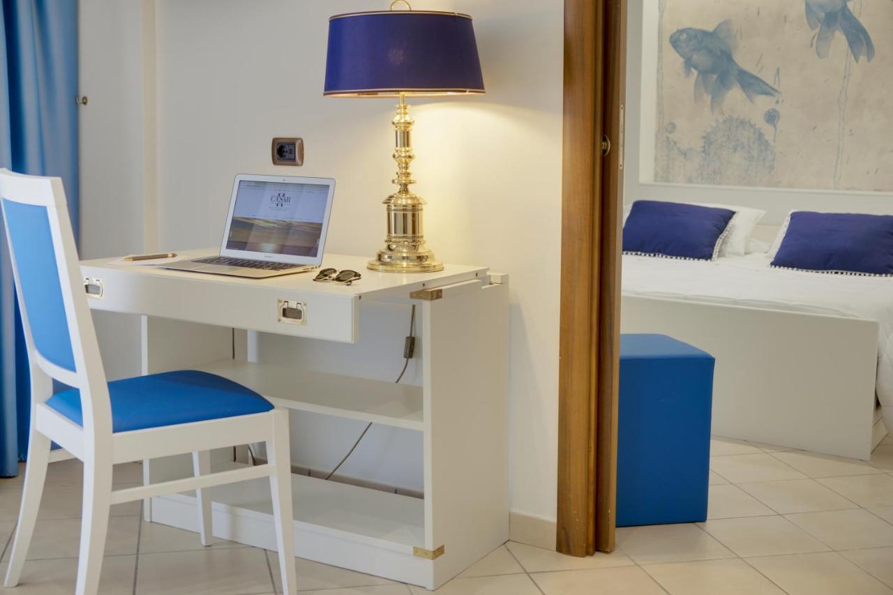 Hotel Caesar Residence & Spa ลิโด ดิ กามาโยเร ภายนอก รูปภาพ