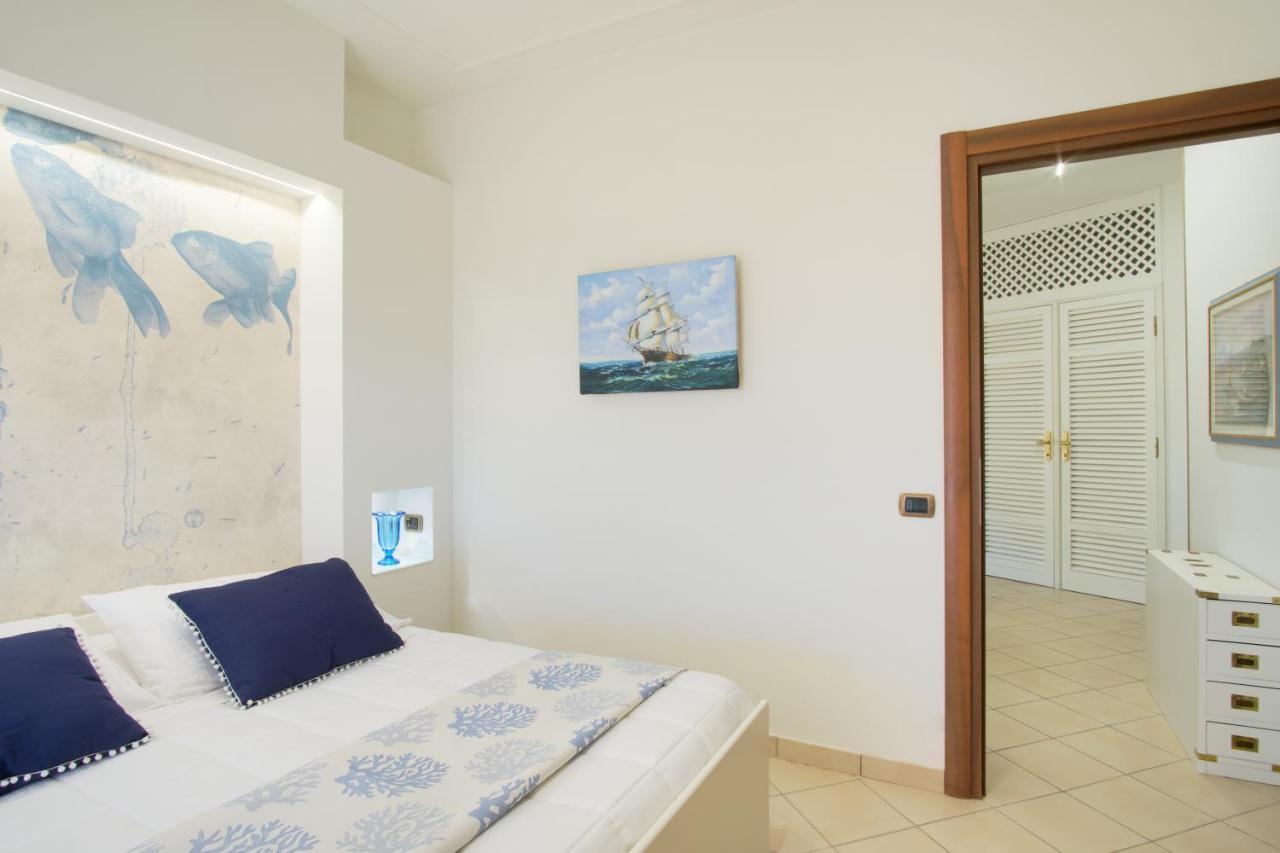 Hotel Caesar Residence & Spa ลิโด ดิ กามาโยเร ภายนอก รูปภาพ