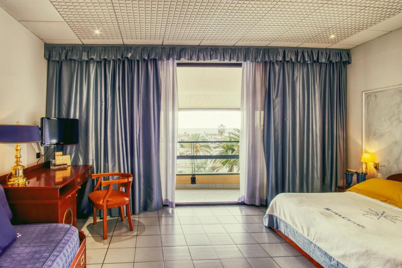 Hotel Caesar Residence & Spa ลิโด ดิ กามาโยเร ภายนอก รูปภาพ